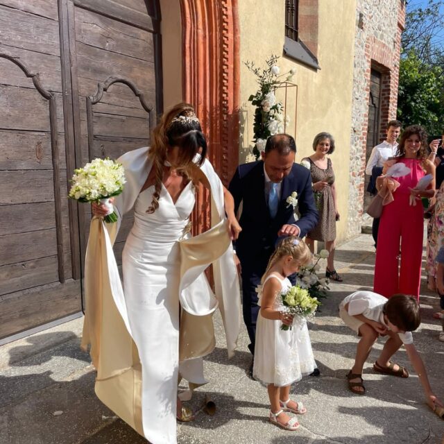 Abito da sposa sofisticato (3) Abito da sposa sofisticato