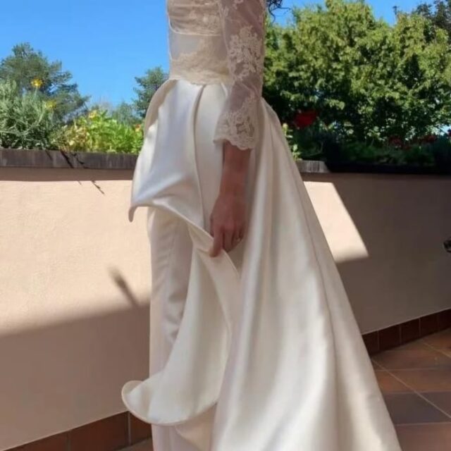 Abito da sposa con pantaloni Abito da sposa con pantaloni