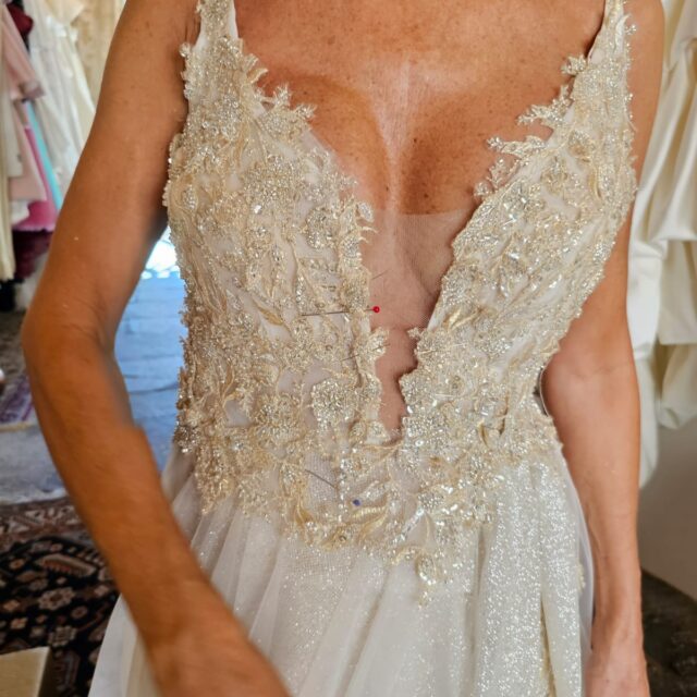 Abito da sposa raffinato (2) Abito da sposa raffinato (2)