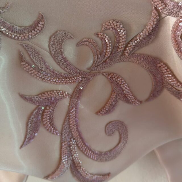 Abito elegante da sposa Abito elegante da sposa